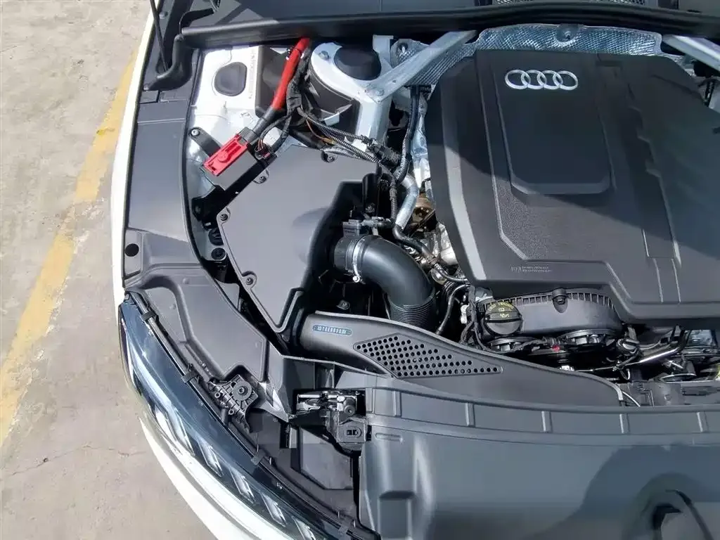 Audi A4L — фото 10