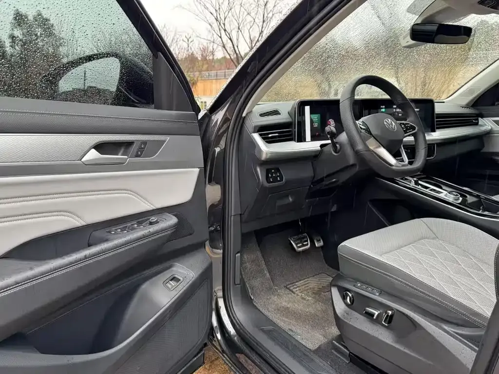 Volkswagen Tavendor 2023 из CN, фото 5