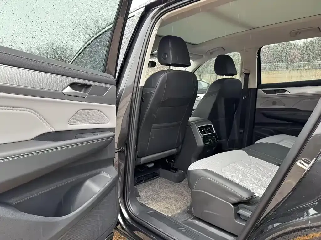 Volkswagen Tavendor 2023 из CN, фото 2