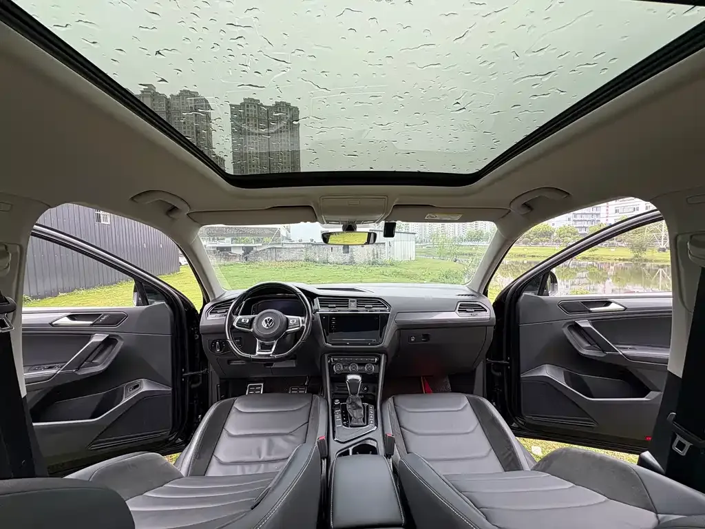 Volkswagen Tiguan L 2021 из CN, фото 4