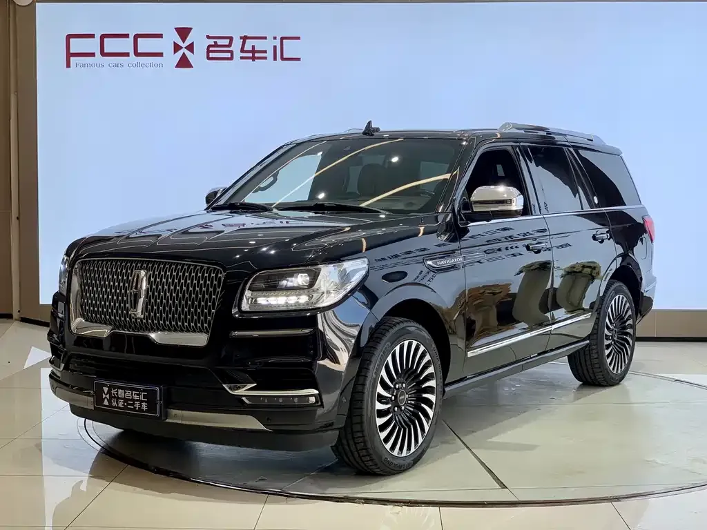 Lincoln Navigator
