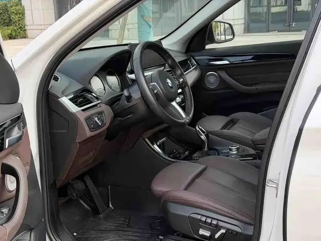BMW X1 2021 из CN, фото 5