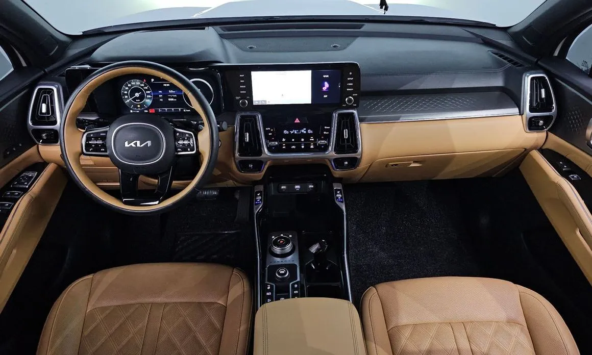 Kia Sorento — фото 6