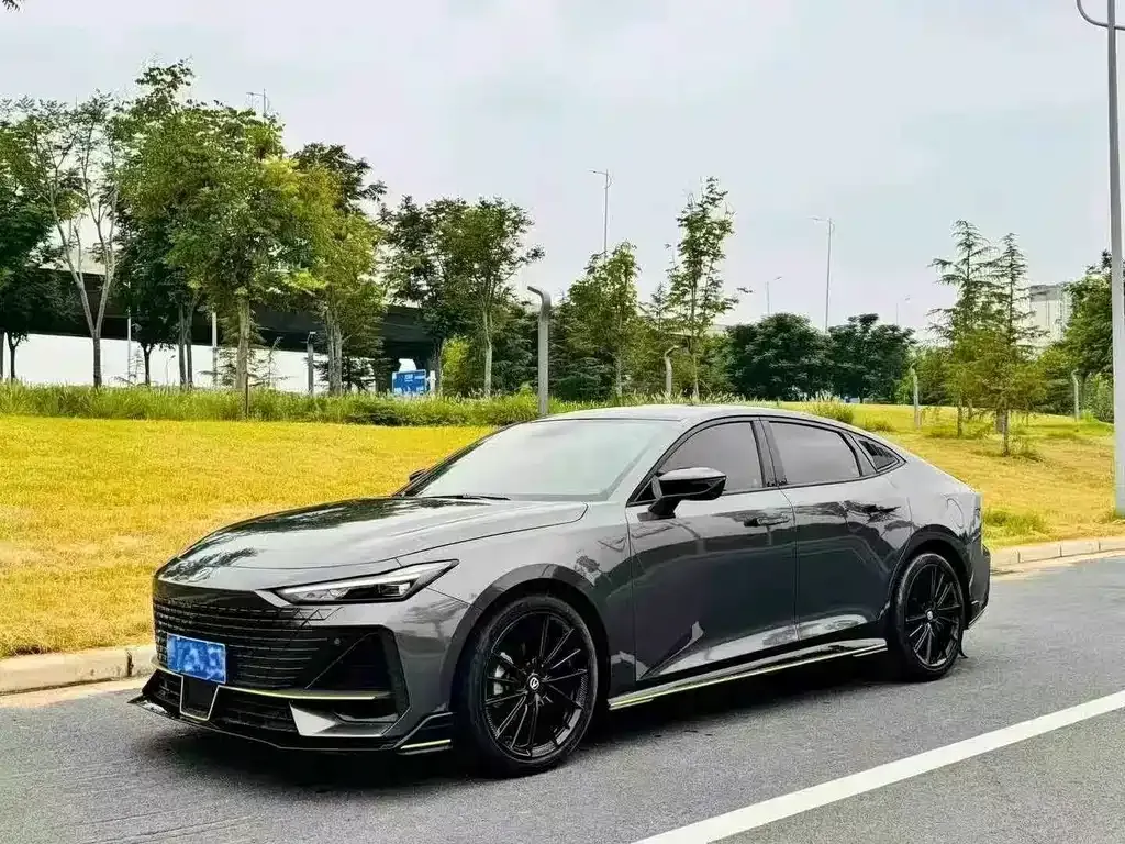 Changan UNI-V 2023 из CN, фото 1