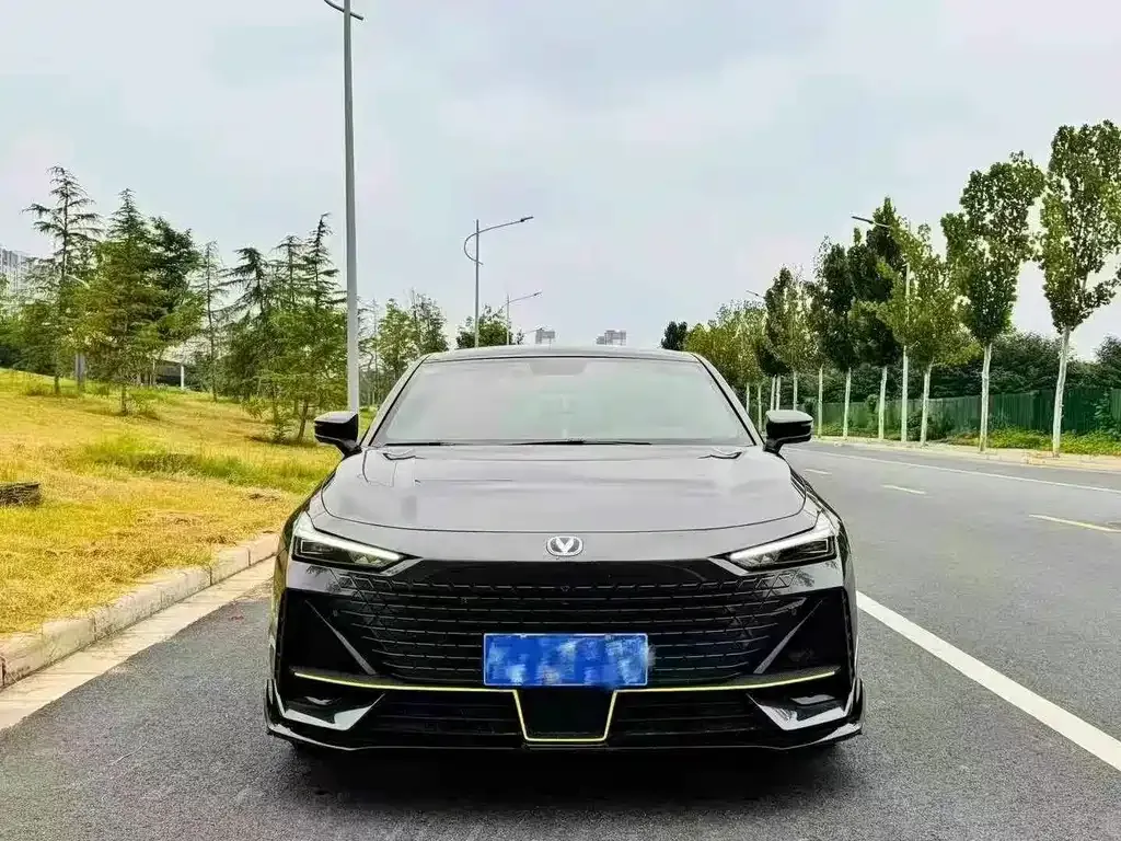 Changan UNI-V 2023 из CN, фото 3