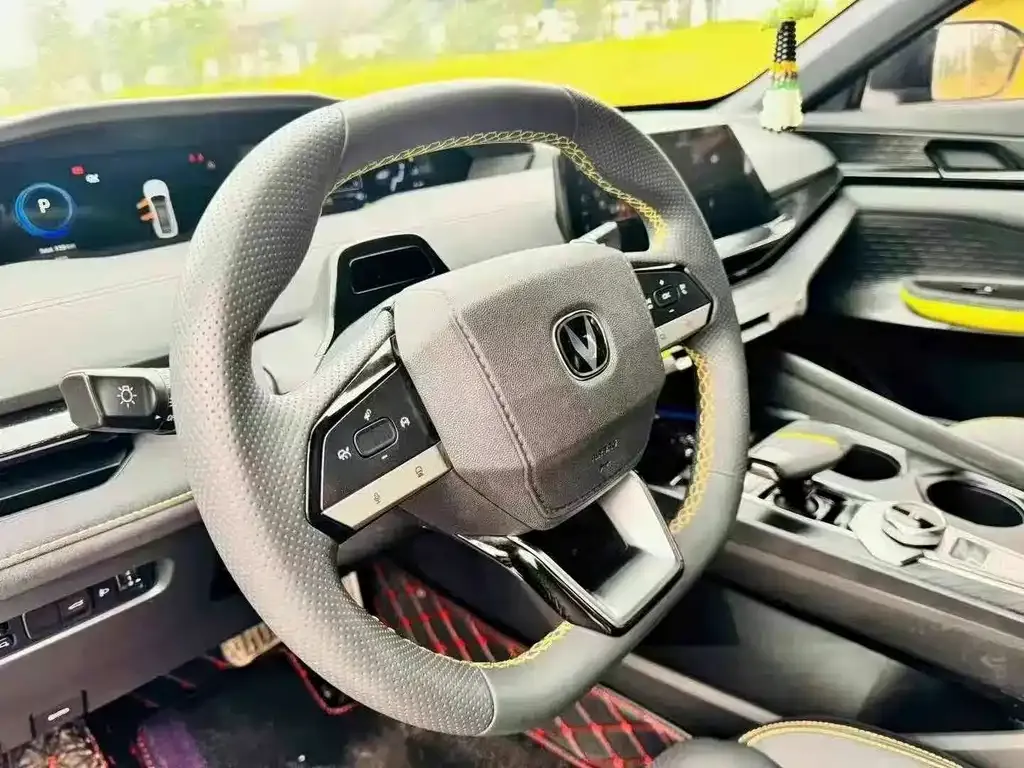 Changan UNI-V 2023 из CN, фото 9