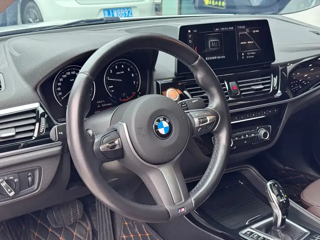 BMW 1 Series 2023 из CN, фото 8
