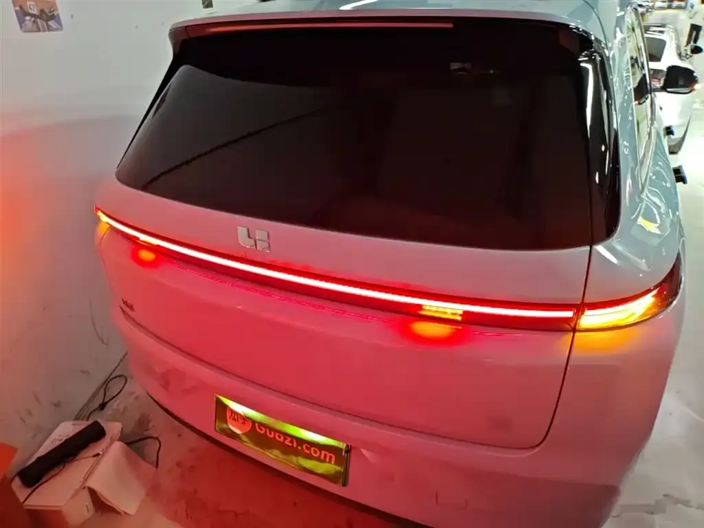 Li Auto L8 2024 из CN, фото 8