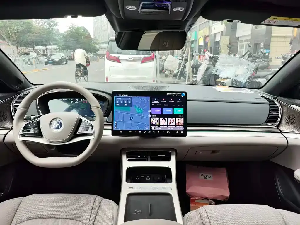 BYD Han 2025 из CN, фото 6