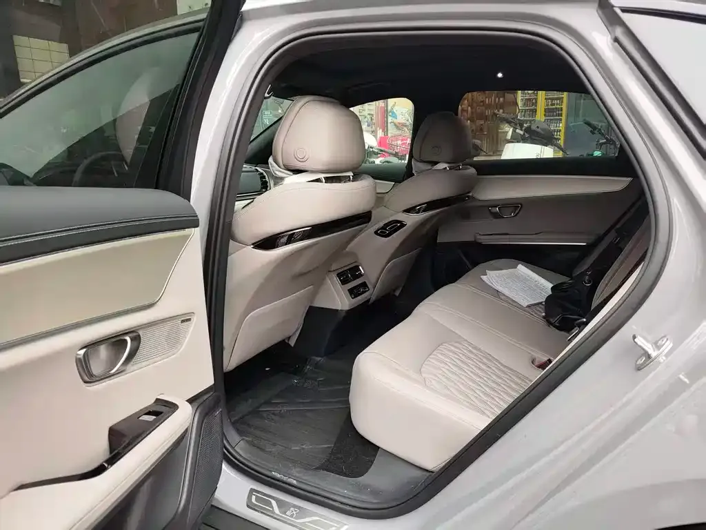 BYD Han 2025 из CN, фото 7