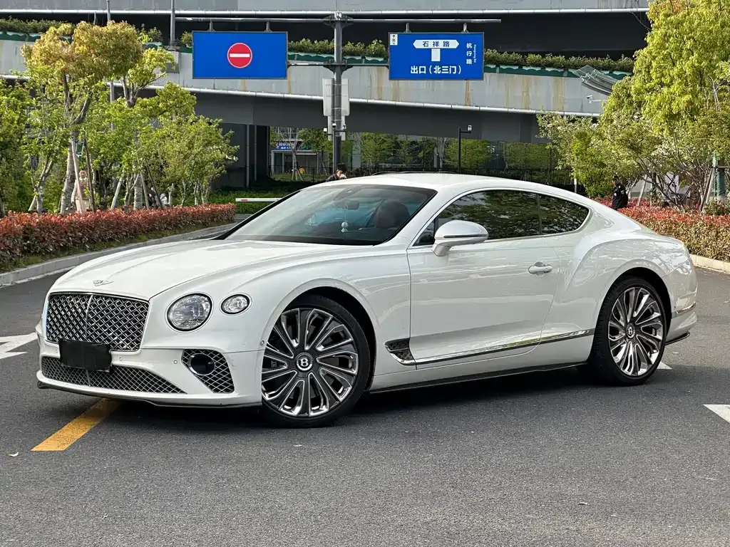 Bentley Continental — фото 1