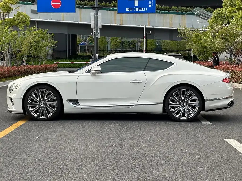 Bentley Continental — фото 4