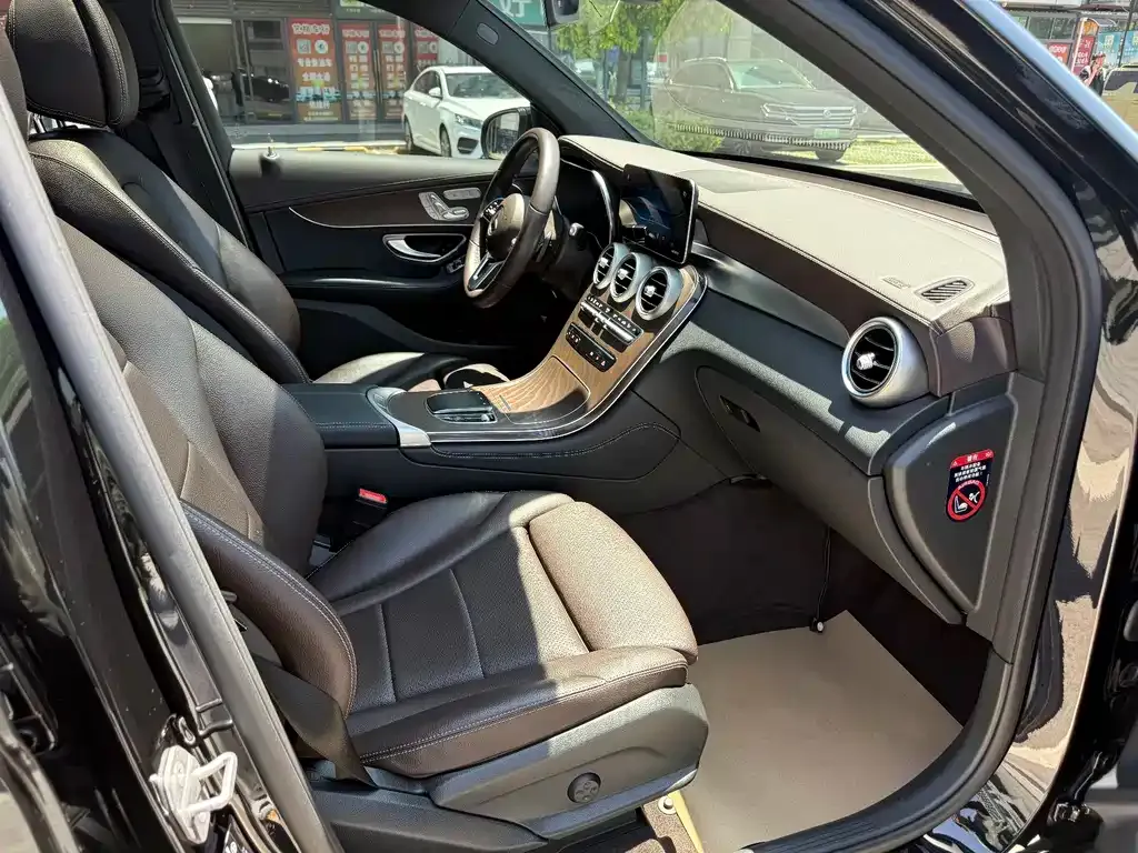 Mercedes-Benz GLC 2021 из CN, фото 9