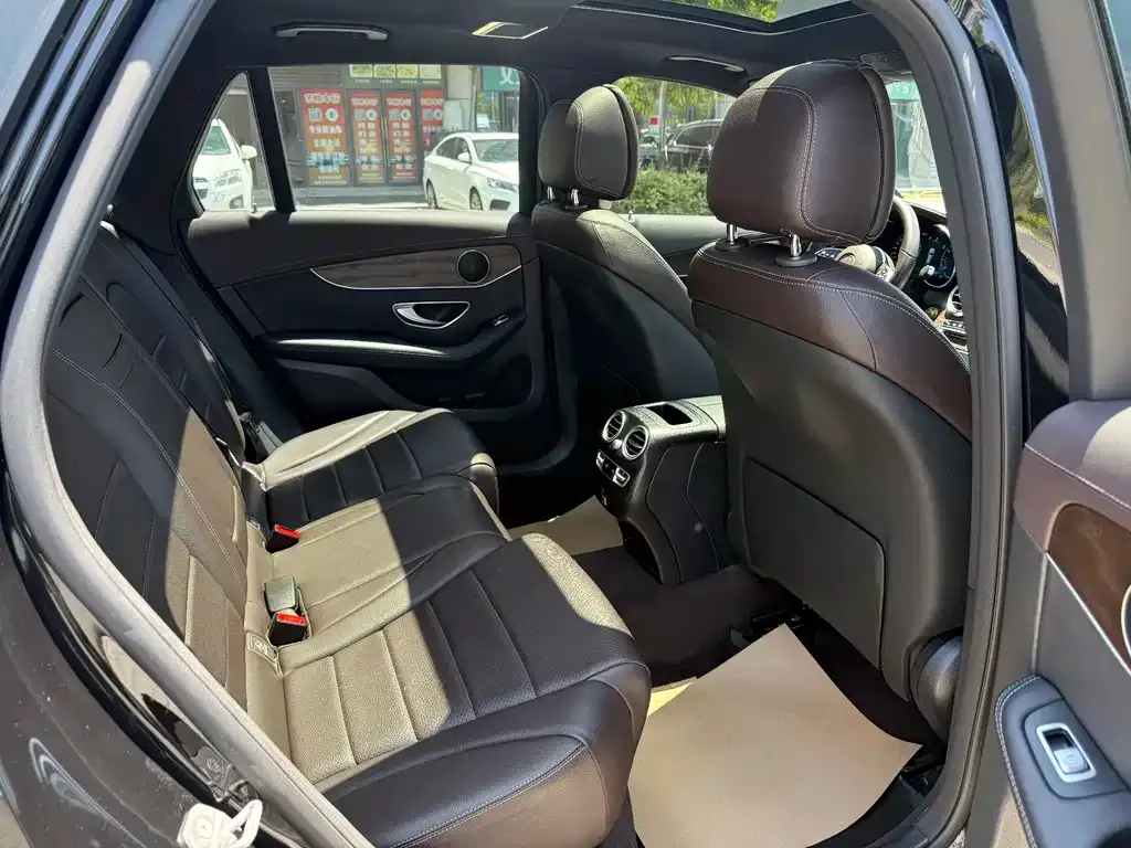 Mercedes-Benz GLC 2021 из CN, фото 2