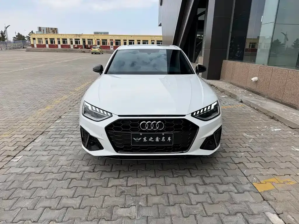 Audi A4L 2022 из CN, фото 9