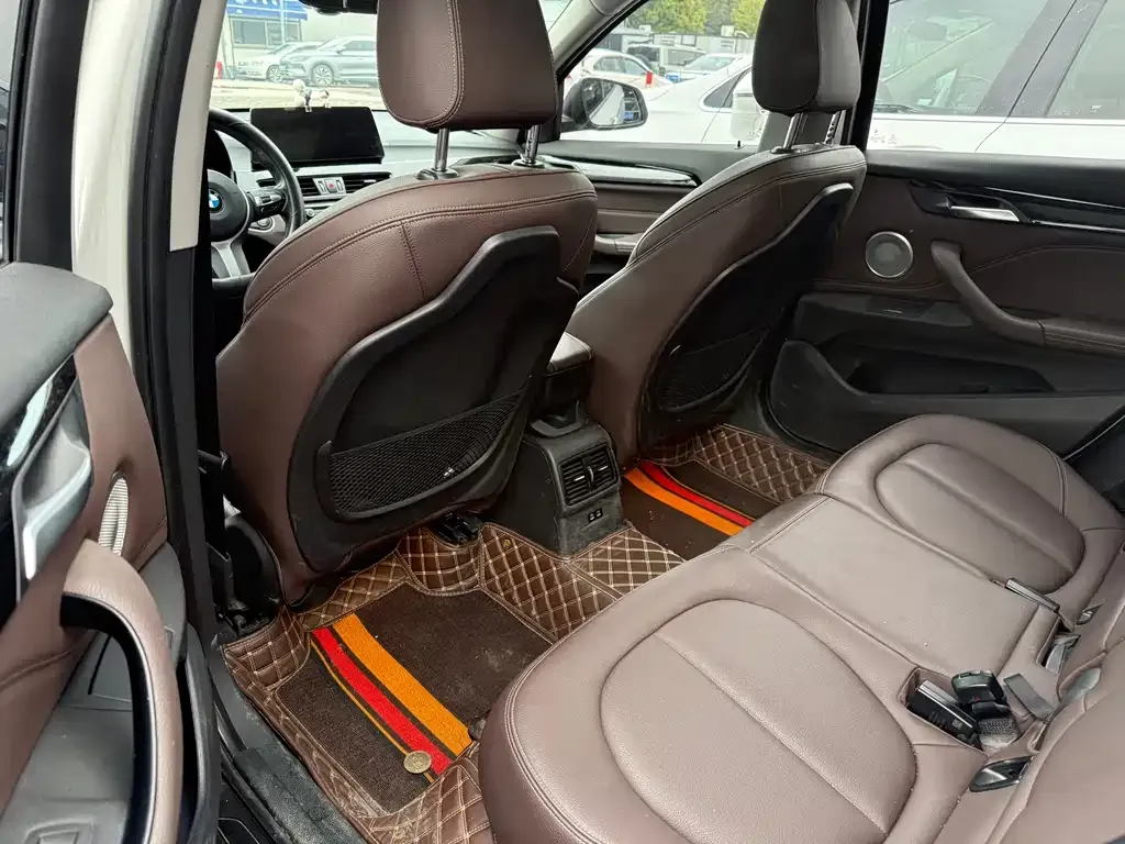 BMW X1 2022 из CN, фото 2