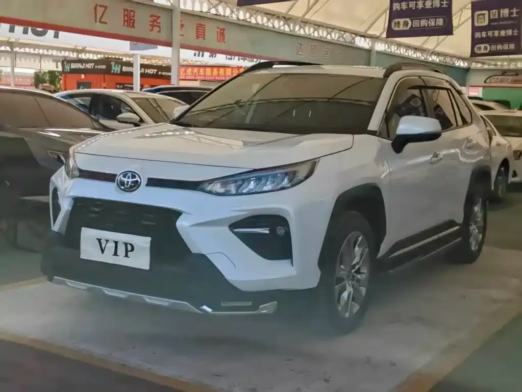 Toyota Wildlander — фото 1