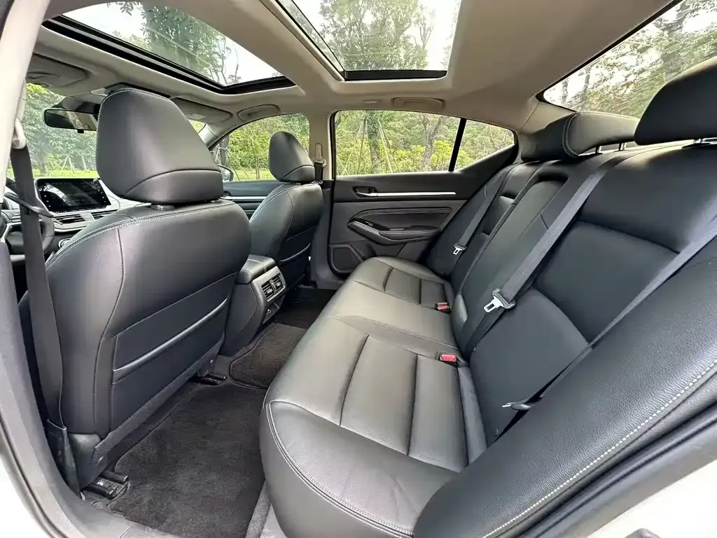 Nissan Teana 2021 из CN, фото 2