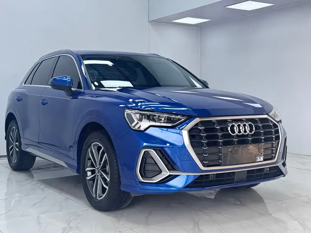 Audi Q3 2021 из CN, фото 4