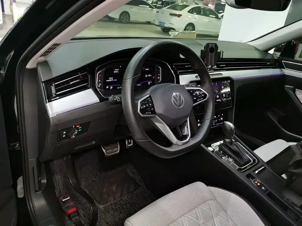 Volkswagen Magotan 2024 из CN, фото 8
