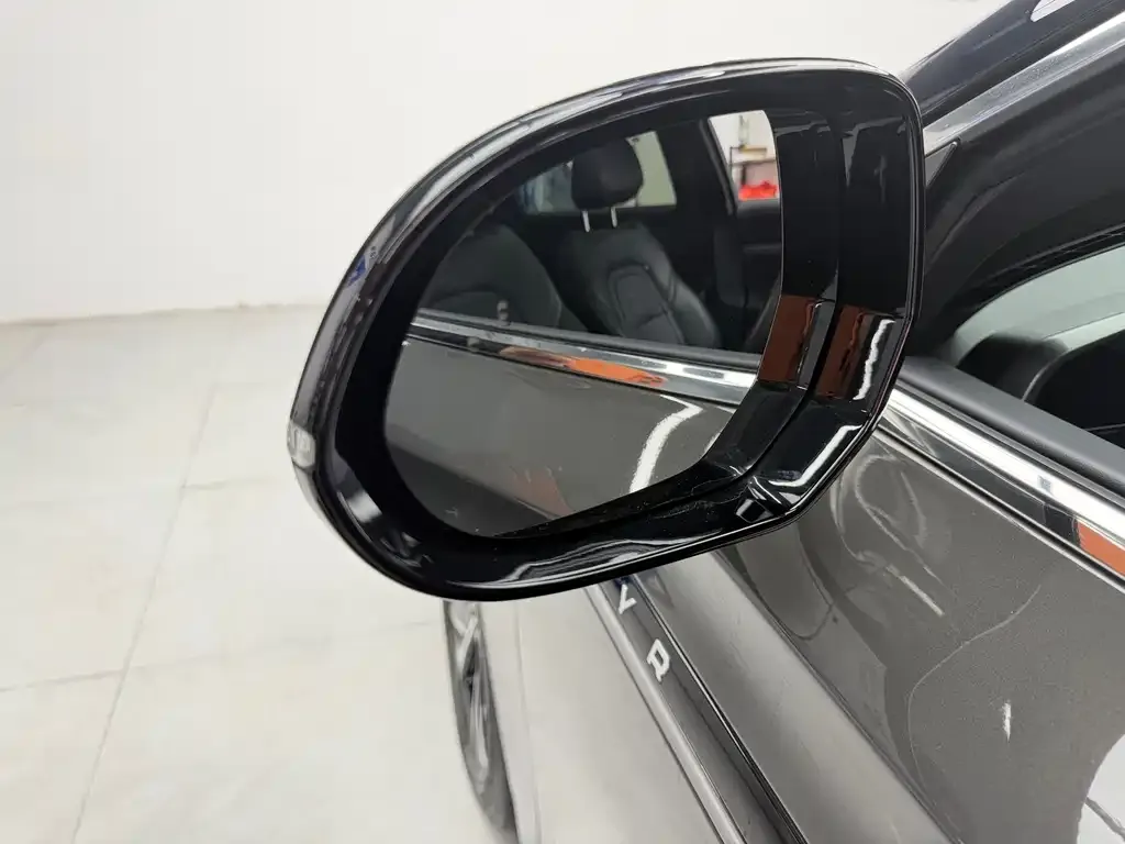 Lincoln Z 2023 из CN, фото 3