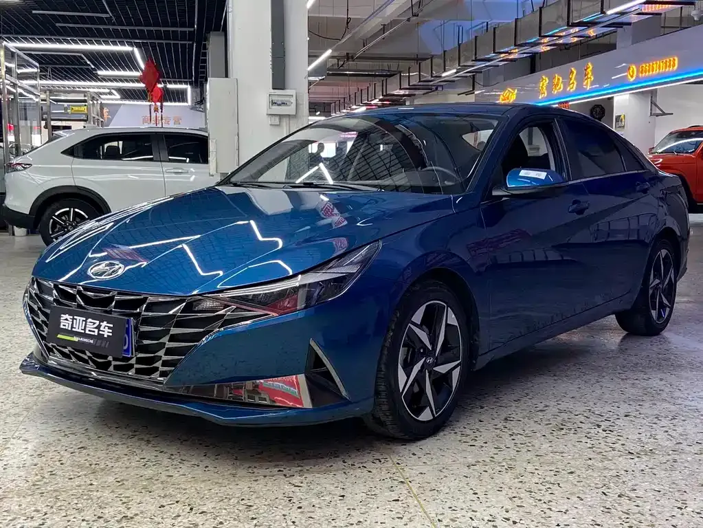 Hyundai Elantra 2022 из CN, фото 1