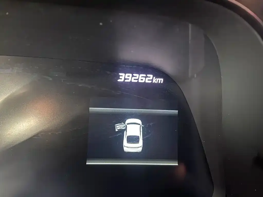 Hyundai Elantra 2022 из CN, фото 10