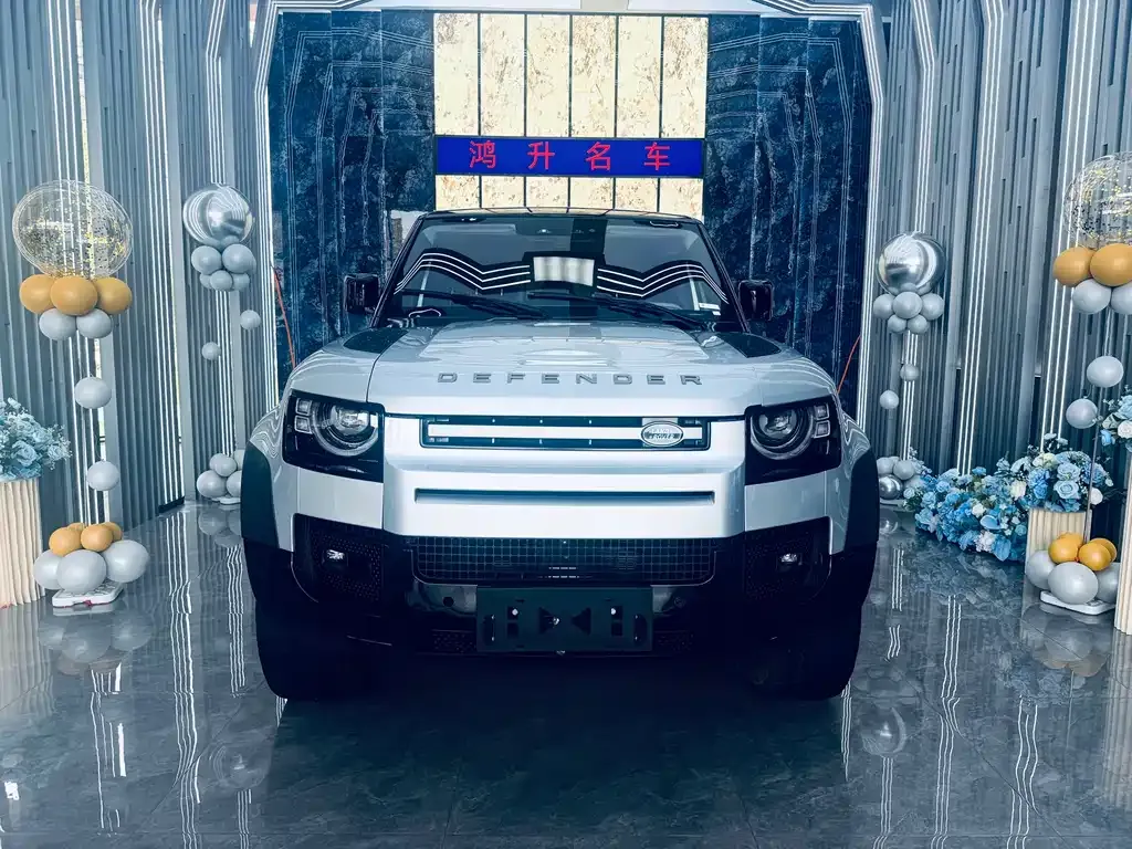 Land Rover Defender — фото 10