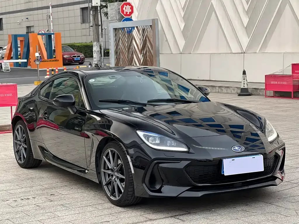 Subaru BRZ 2023 из CN, фото 5