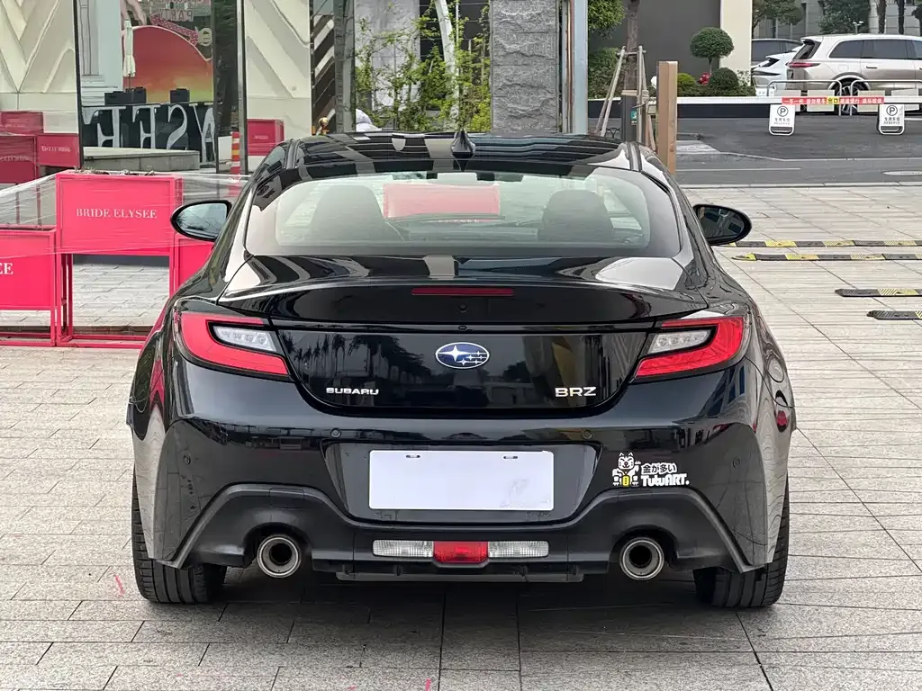 Subaru BRZ 2023 из CN, фото 10