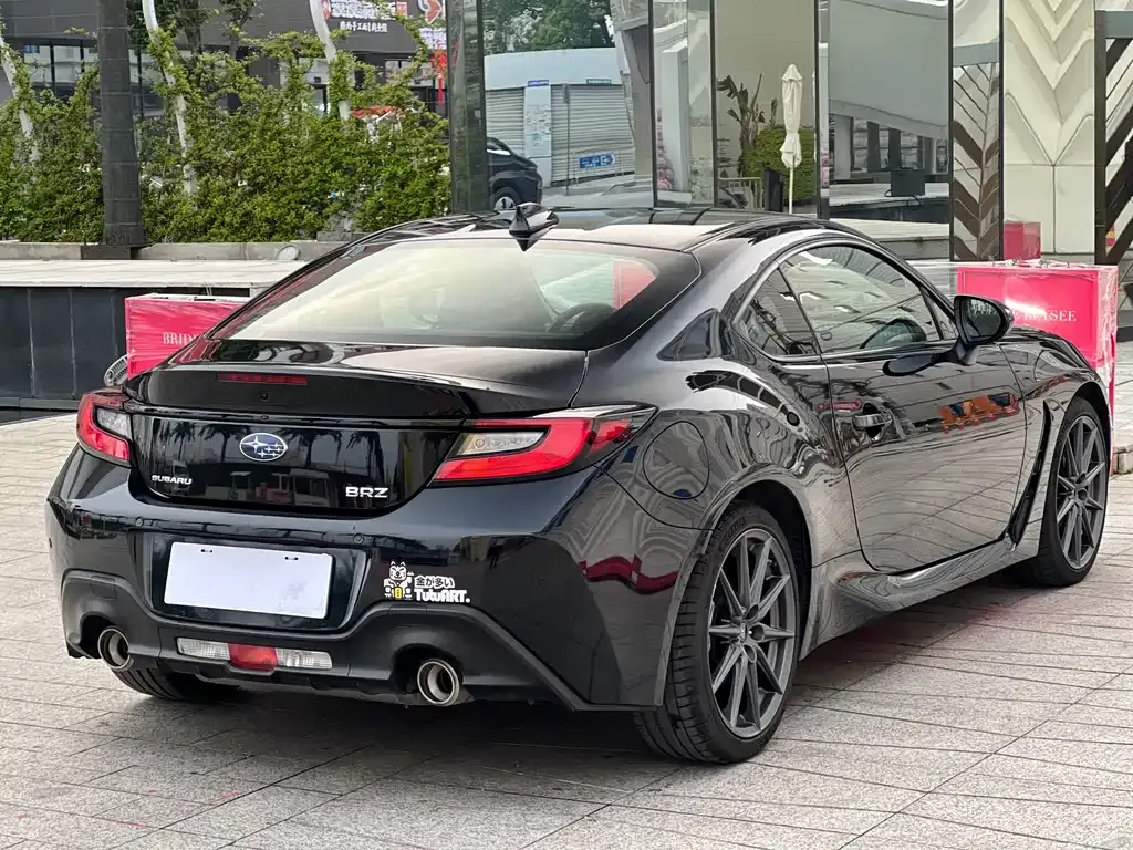 Subaru BRZ 2023 из CN, фото 7