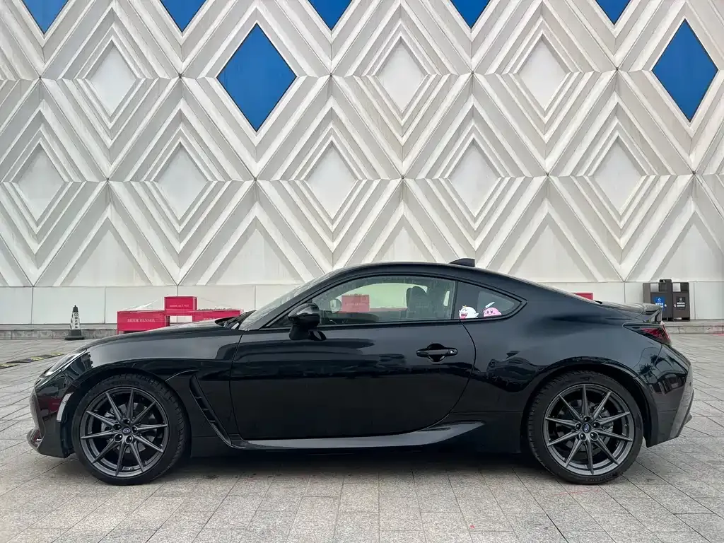Subaru BRZ 2023 из CN, фото 6