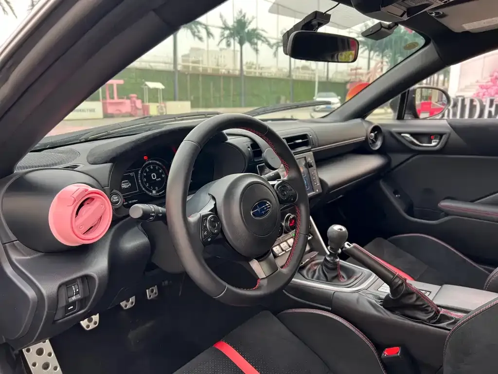 Subaru BRZ 2023 из CN, фото 8