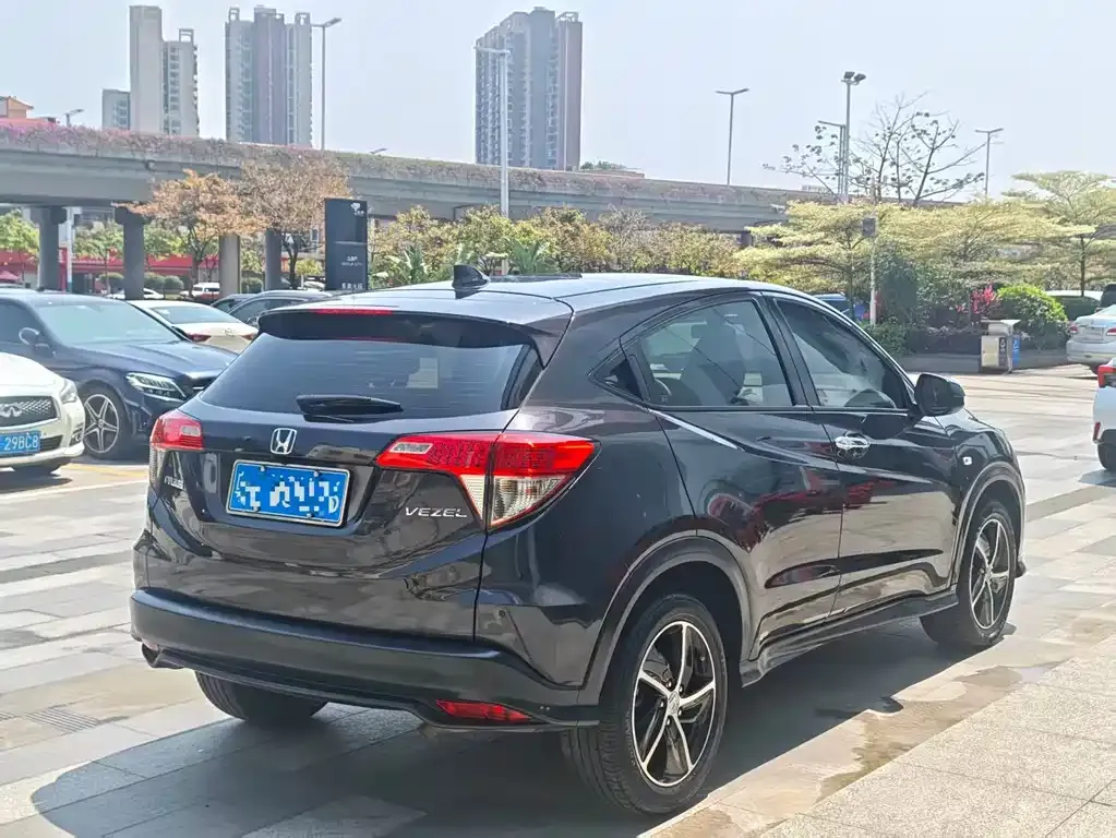 Honda Vezel 2021 из CN, фото 8