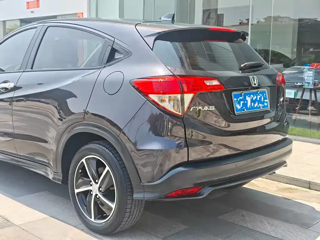 Honda Vezel 2021 из CN, фото 10