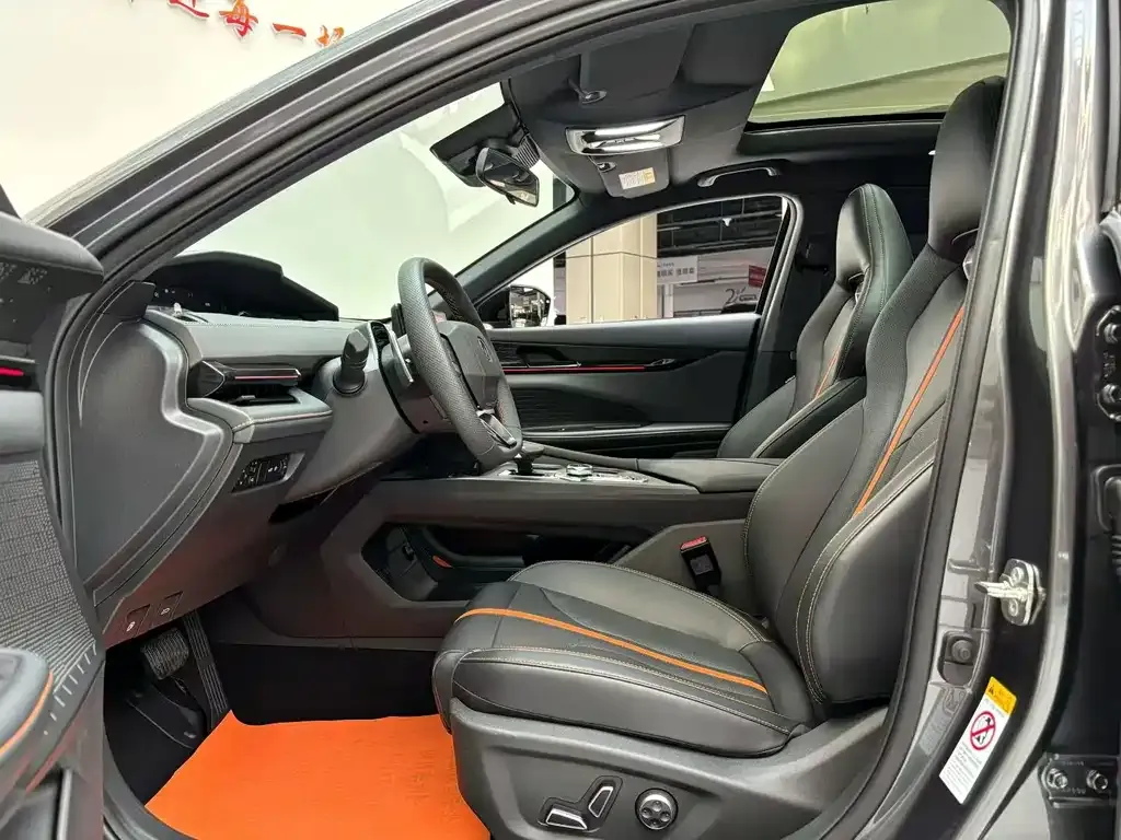 Changan UNI-V 2024 из CN, фото 8