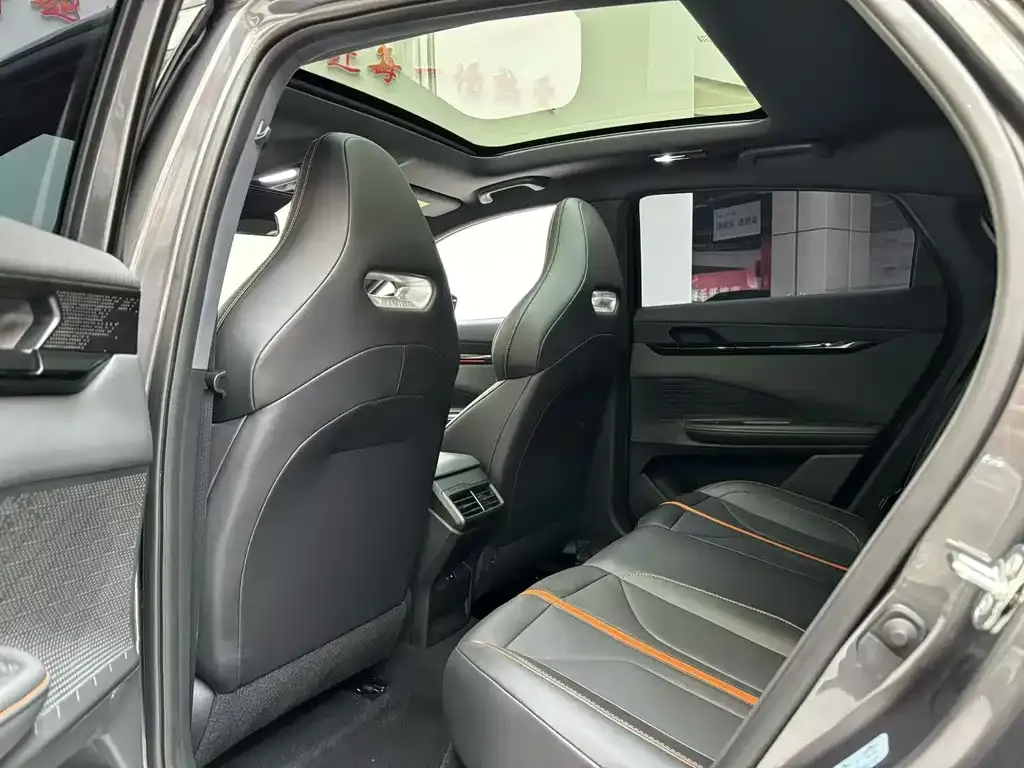 Changan UNI-V 2024 из CN, фото 9