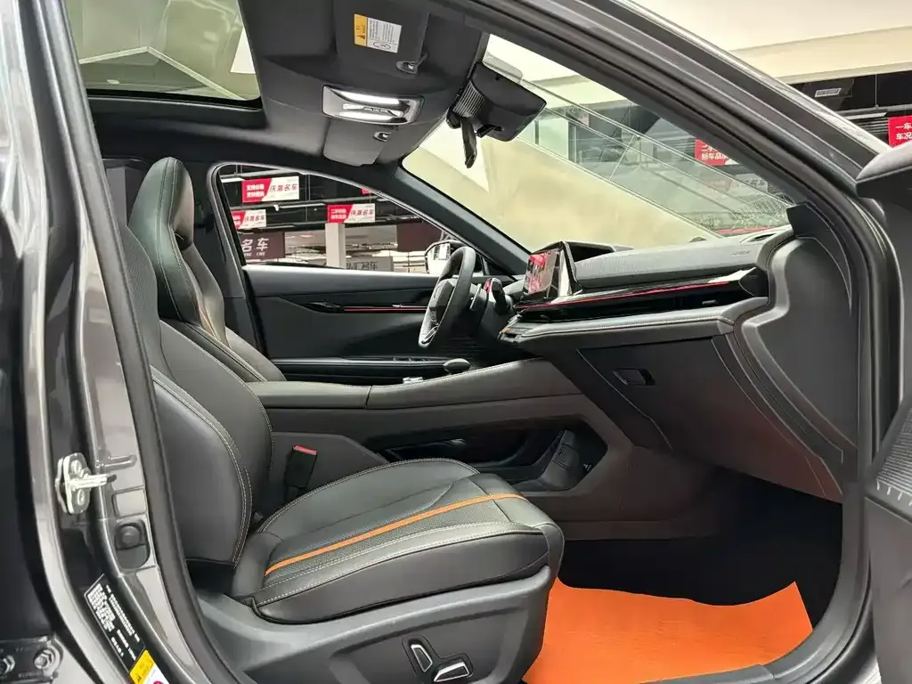 Changan UNI-V 2024 из CN, фото 7