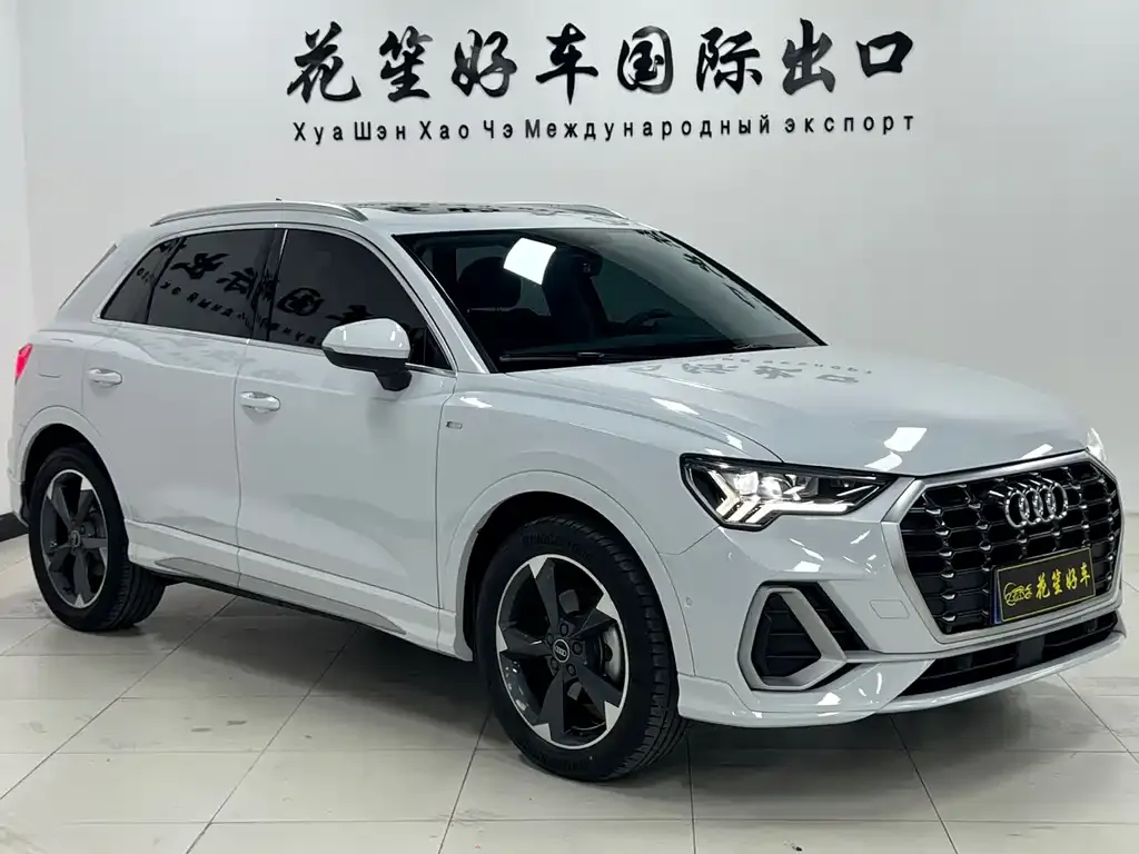 Audi Q3 — фото 10