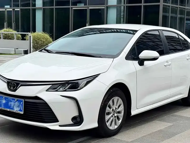 Toyota Corolla 2022 из CN, фото 1