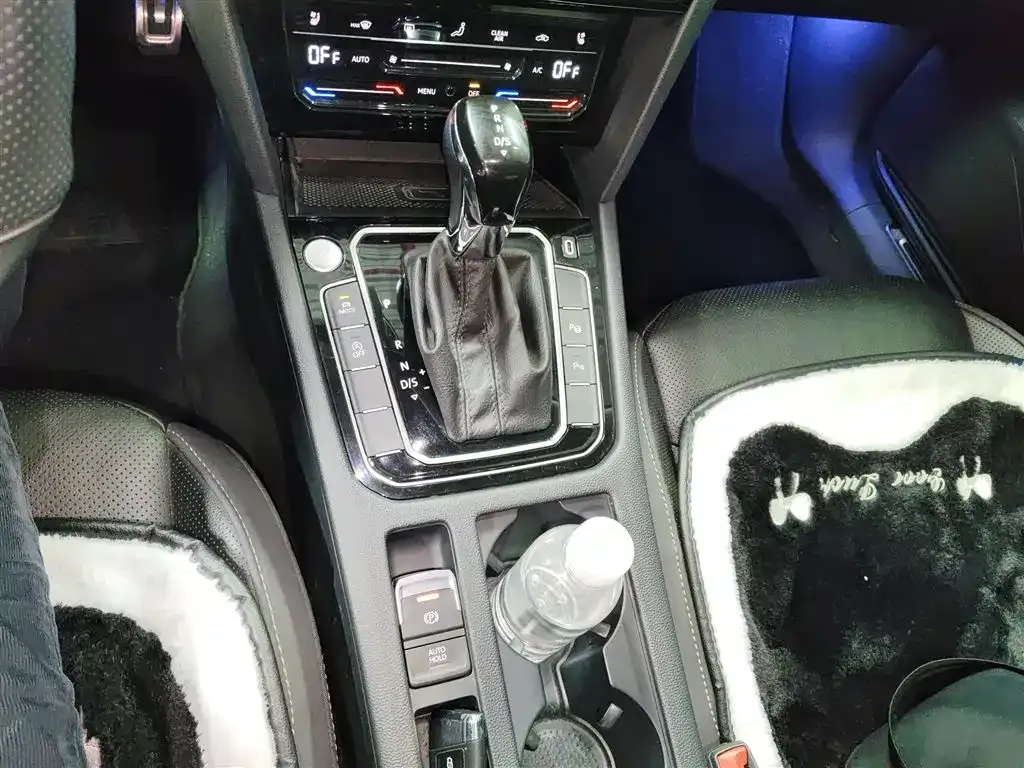 Volkswagen CC 2022 из CN, фото 8