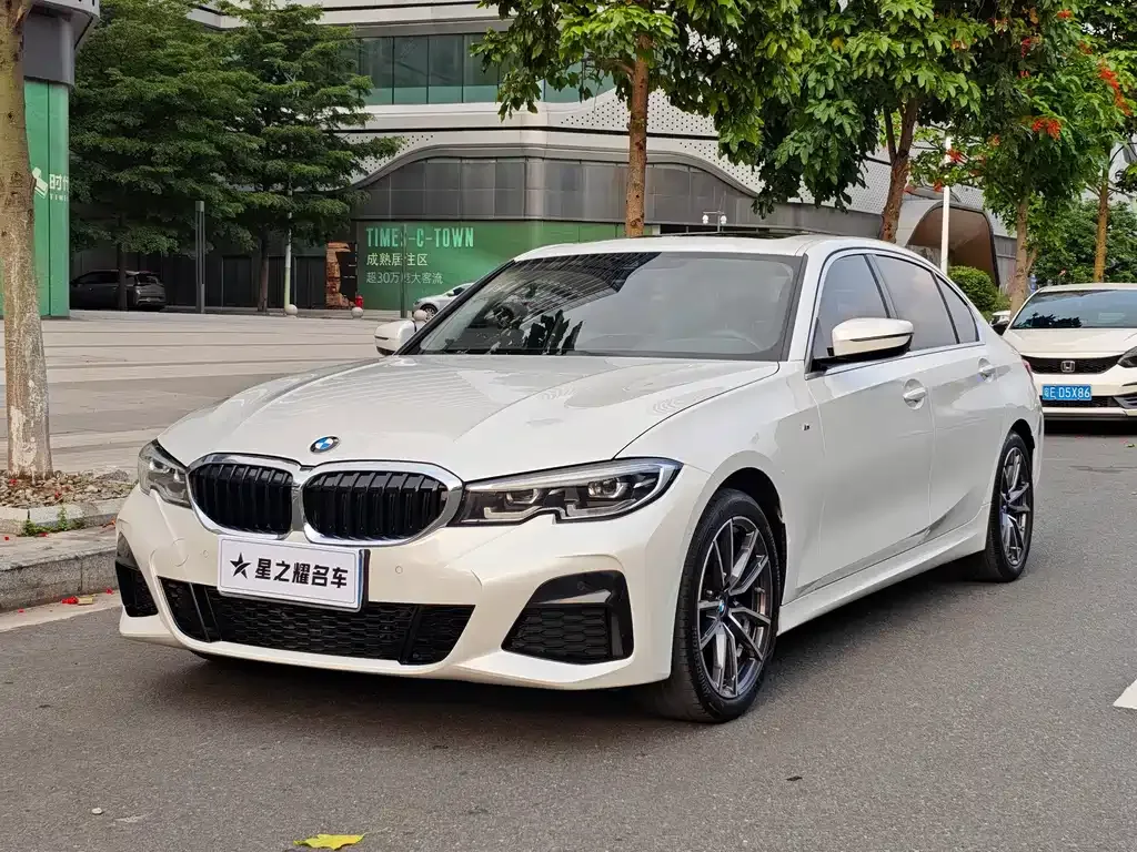 BMW 3 Series — фото 1