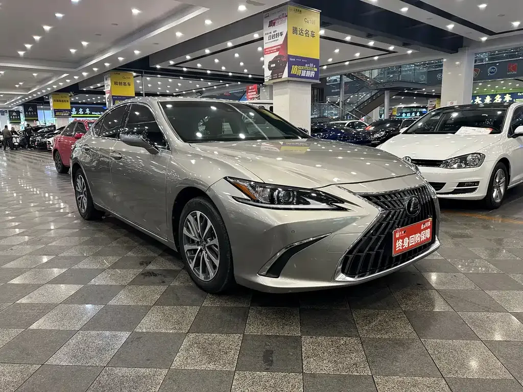 Lexus ES 2023 из CN, фото 10