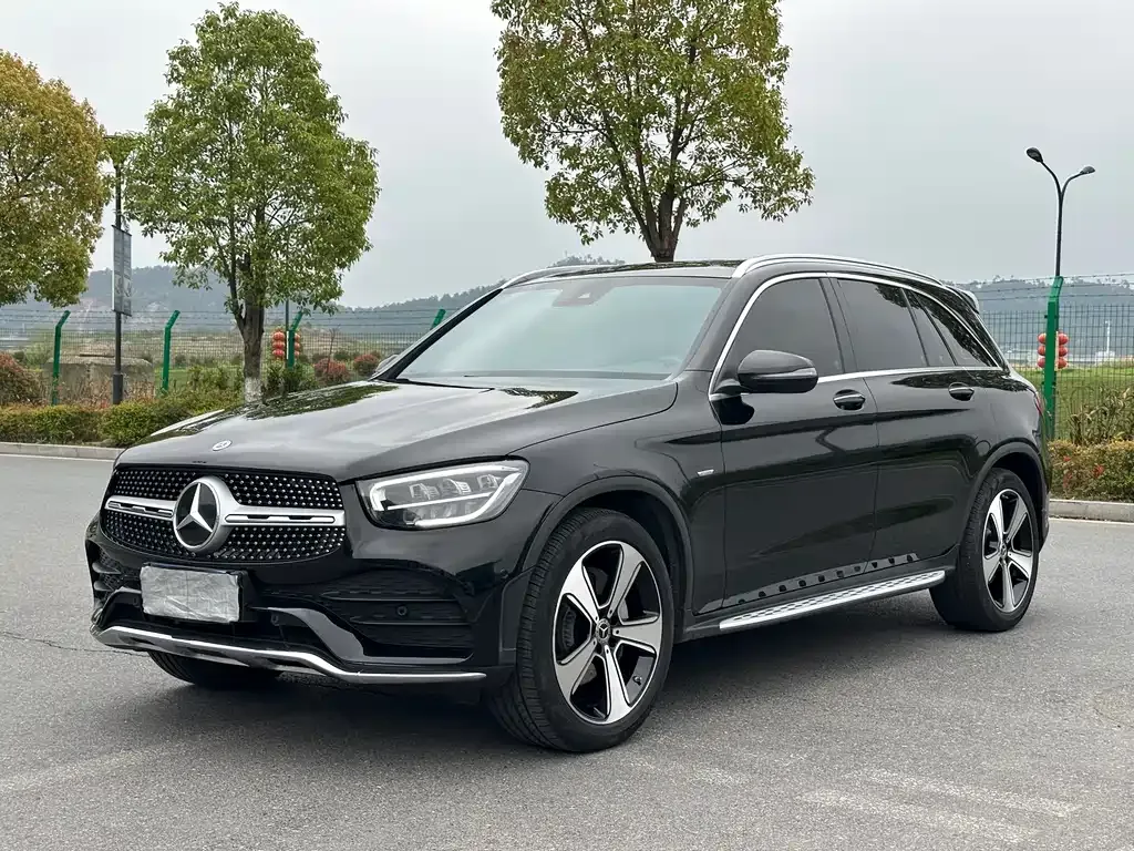 Mercedes-Benz GLC — фото 1