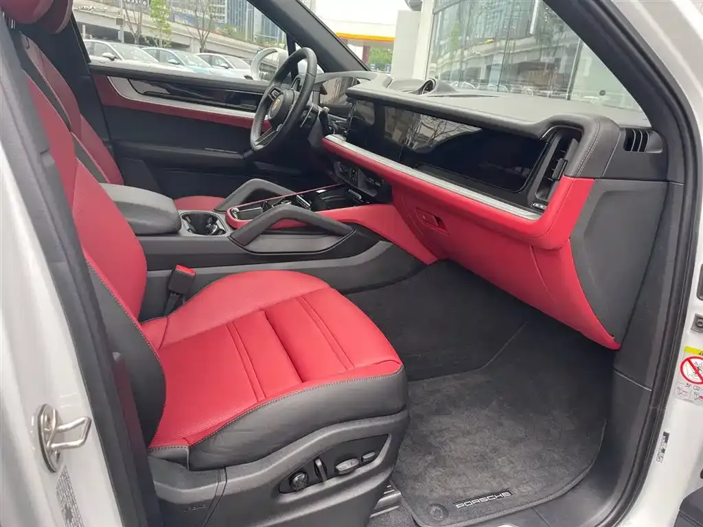 Porsche Cayenne 2023 из CN, фото 7