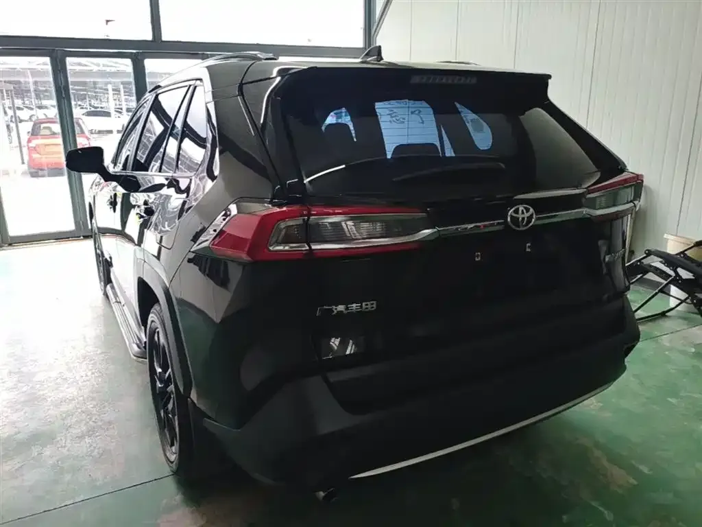 Toyota Wildlander 2022 из CN, фото 4