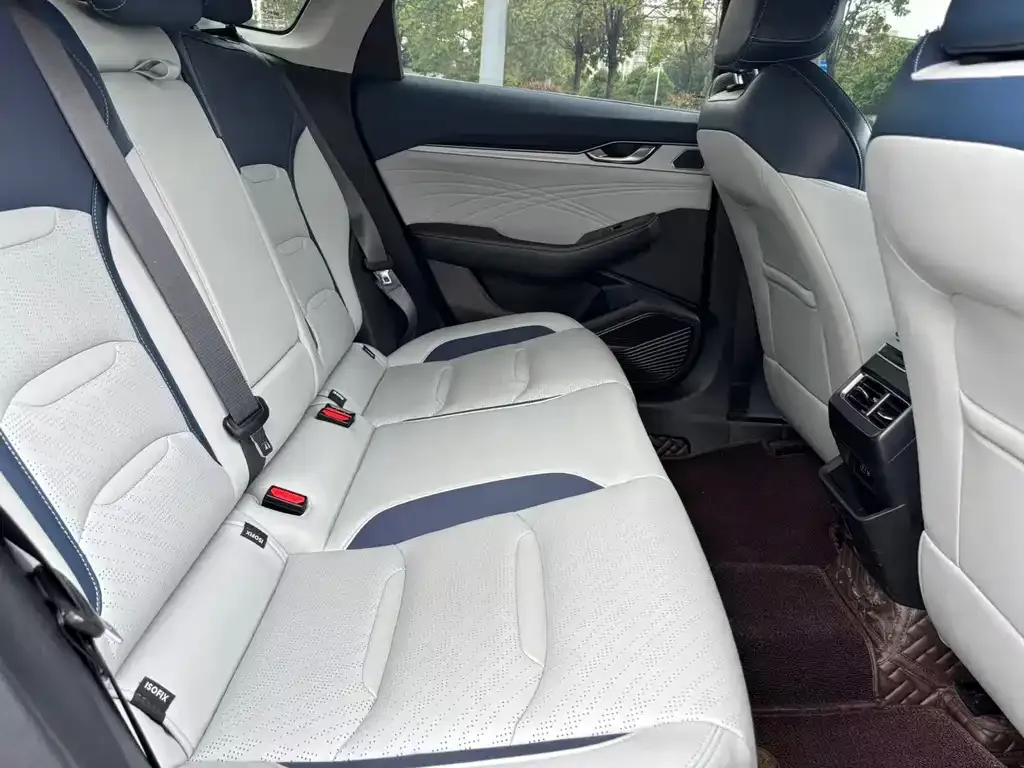 Geely Xingrui 2021 из CN, фото 8