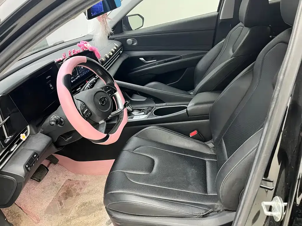 Hyundai Elantra 2022 из CN, фото 8