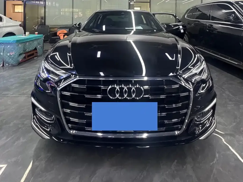 Audi A6L 2023 из CN, фото 5