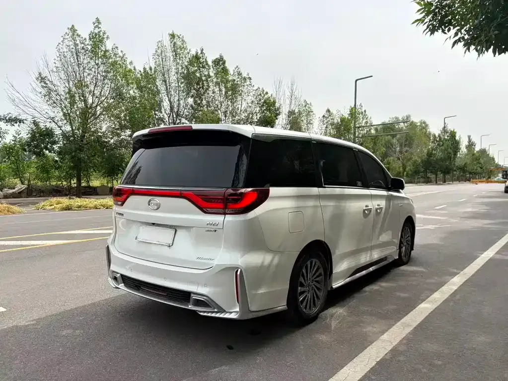 GAC Motor Trumpchi M8 — фото 10